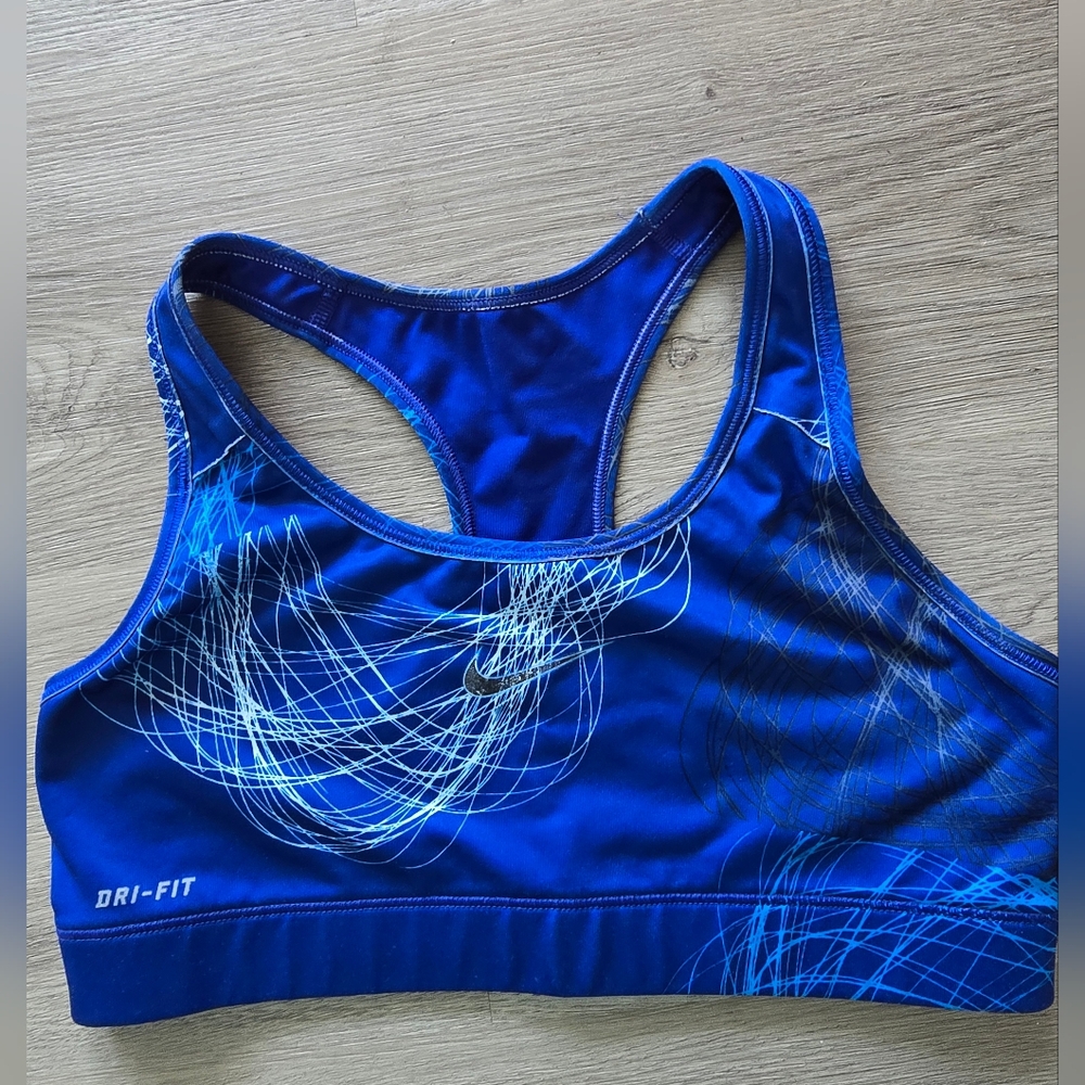 Nike Dri Fit Women's Blue Sports Bra In Size M